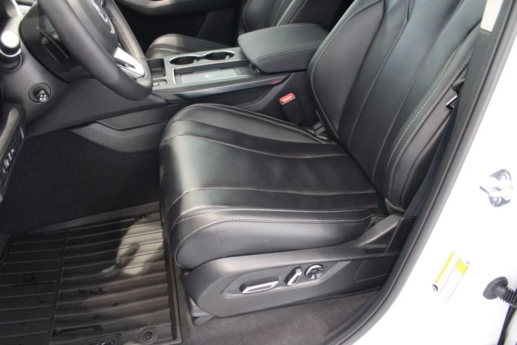 New 2026 Platinum White Pearl Acura Technology Package image 9