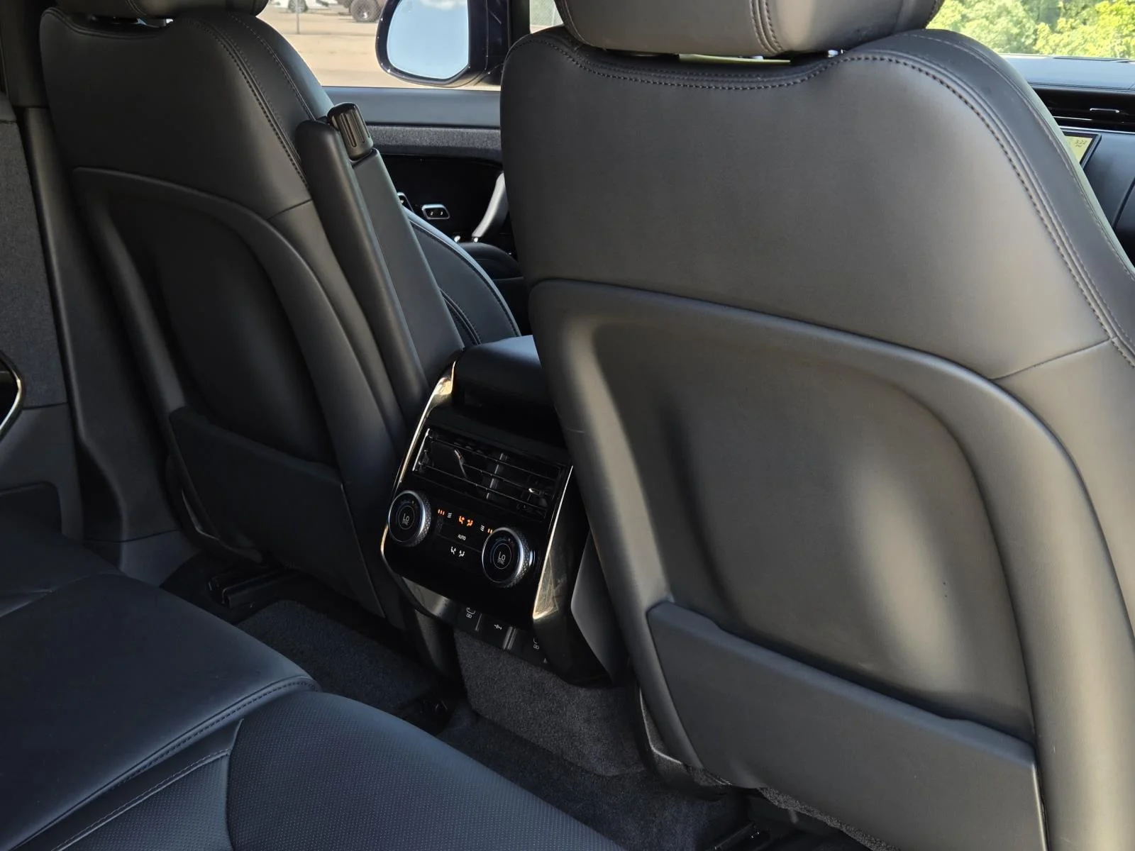 Certified Used 2023 Santorini Black Metallic Land Rover SE image 38