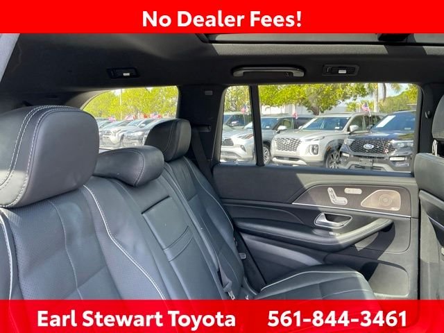 Used 2023 Black Mercedes-Benz GLS 580 image 37