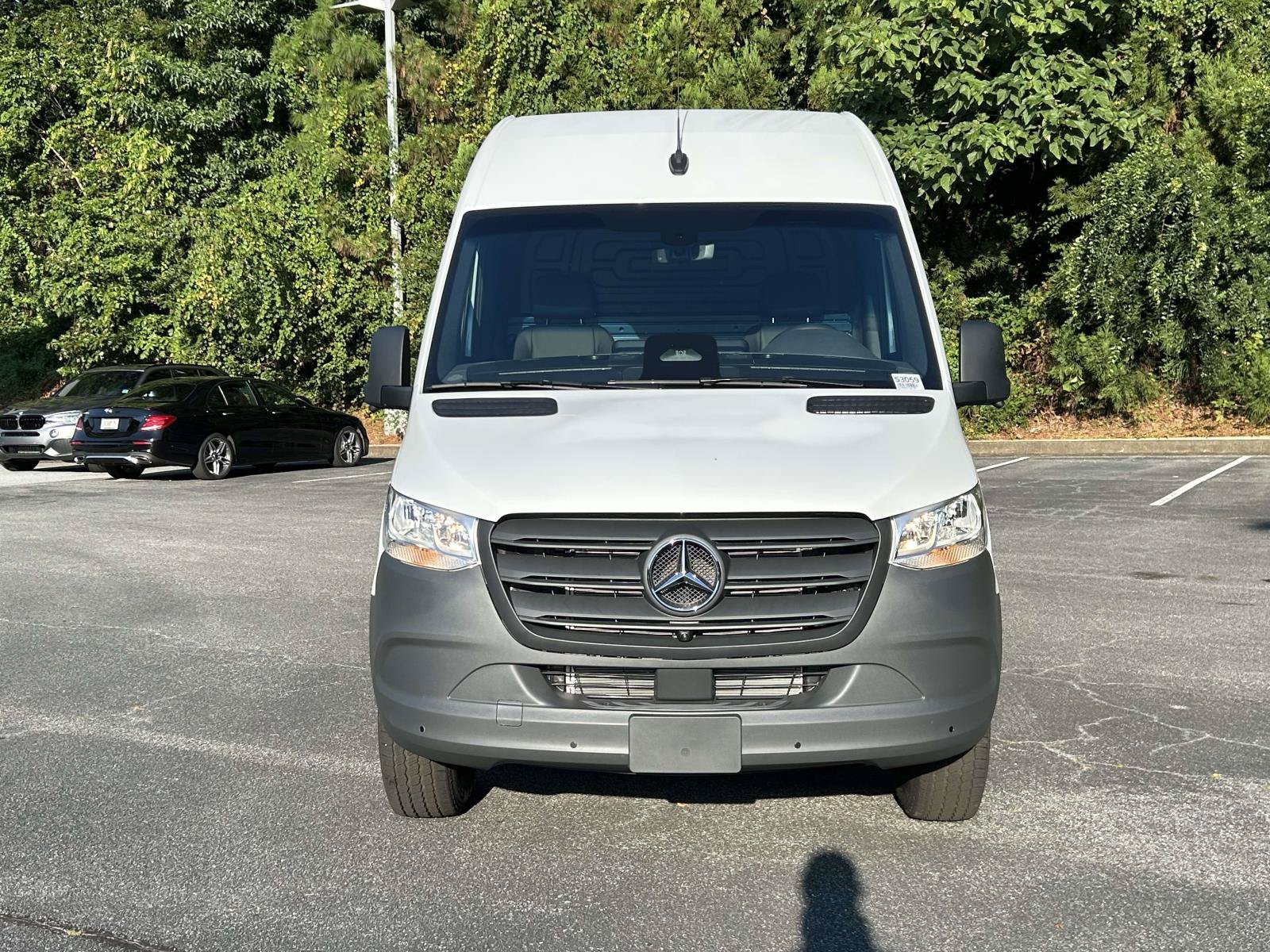 New 2026 Arctic White Mercedes-Benz 2500 High Roof I4 Diesel 170 Extended RWD image 2