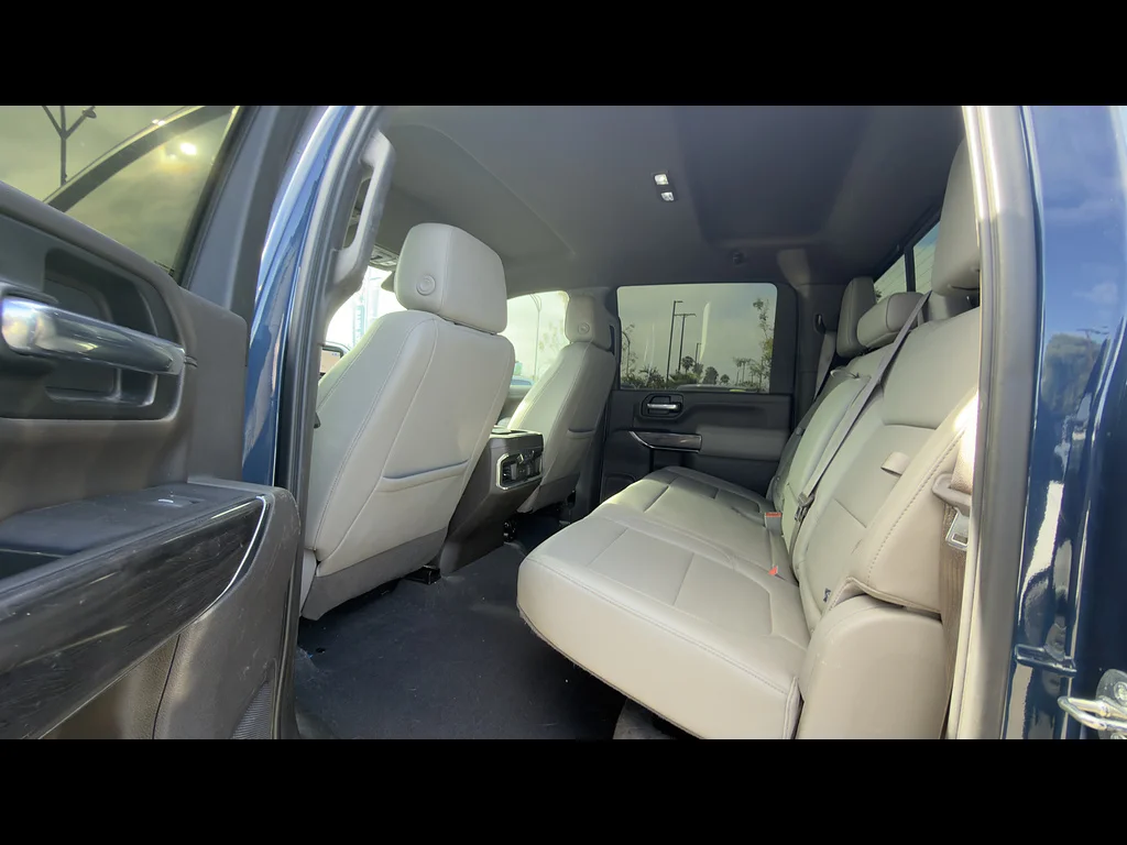 Used 2021 Northsky Blue Metallic Chevrolet LTZ image 7