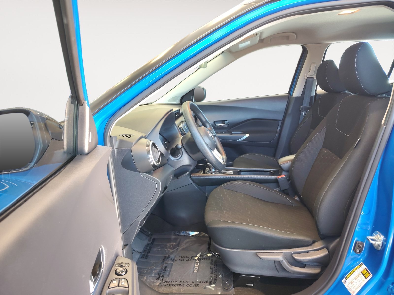 Certified Used 2024 Electric Blue Metallic/Super Black Nissan SV image 23