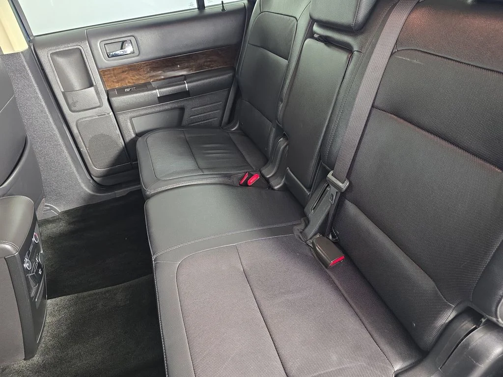 Used 2018 Blue Ford Limited image 27