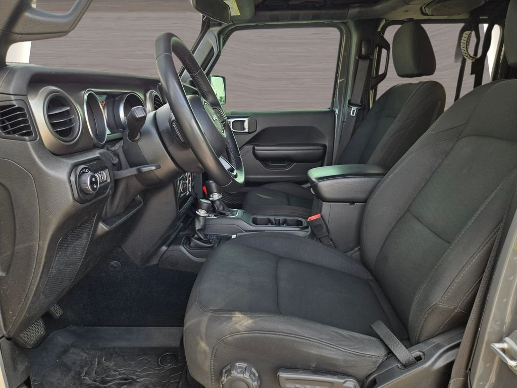 Used 2020 Gray Jeep Sport image 22