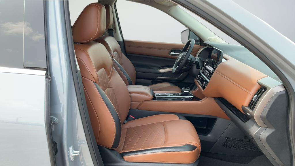 Certified Used 2024 Boulder Gray Pe Nissan Platinum image 22