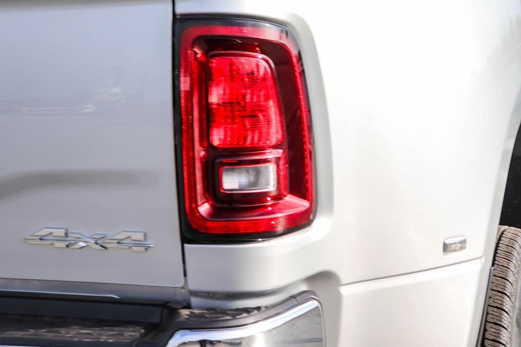 New 2026 Silver Ram Tradesman image 10