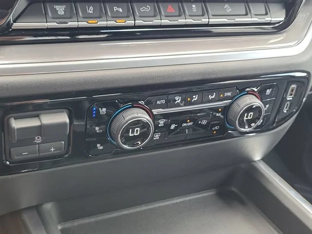 2025 Chevrolet Silverado 2500HD High Country - Photo 33