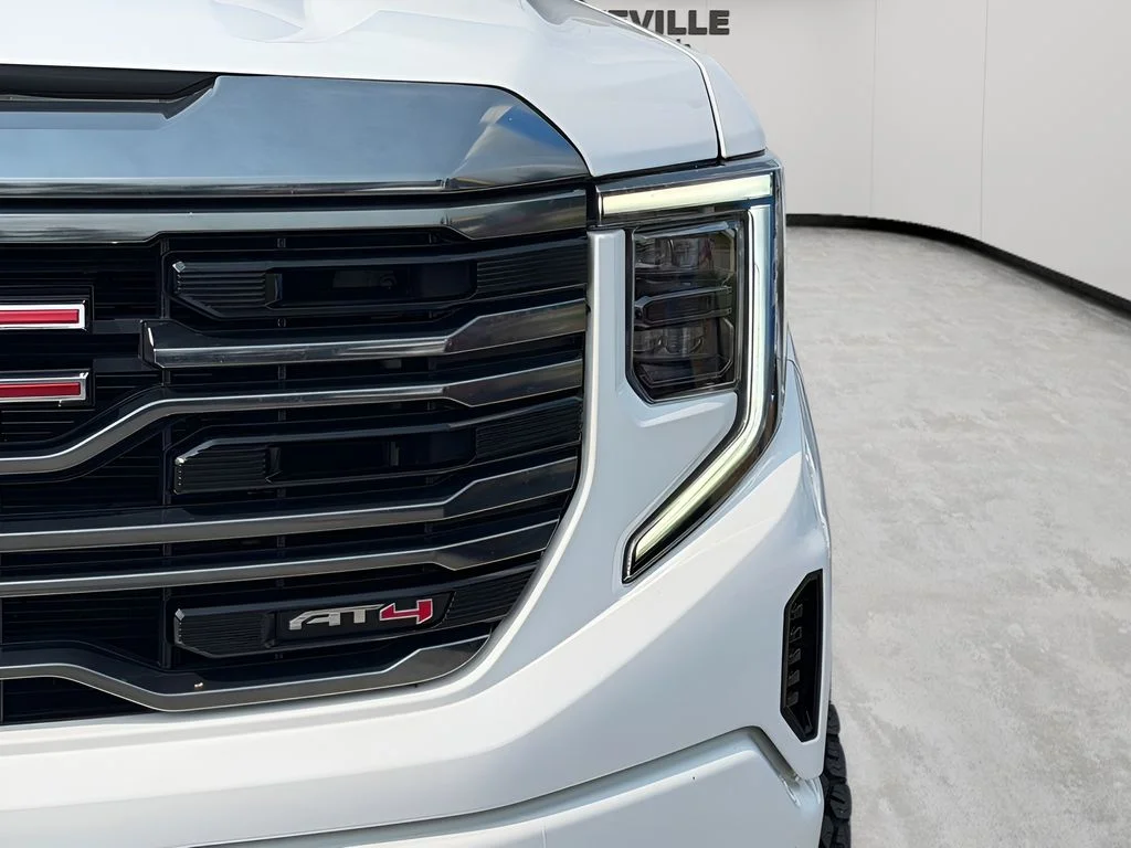 Used 2024 Summit White GMC AT4 image 5
