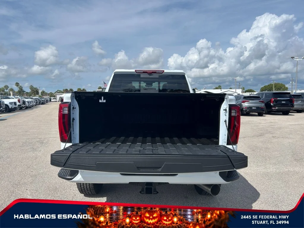 New 2026 Glacier White Tricoat GMC Denali Ultimate image 16