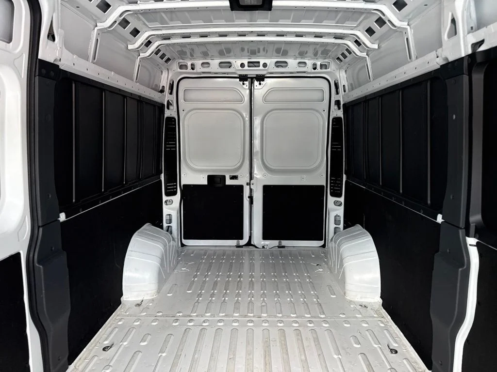 Used 2026 White Ram High Roof image 4
