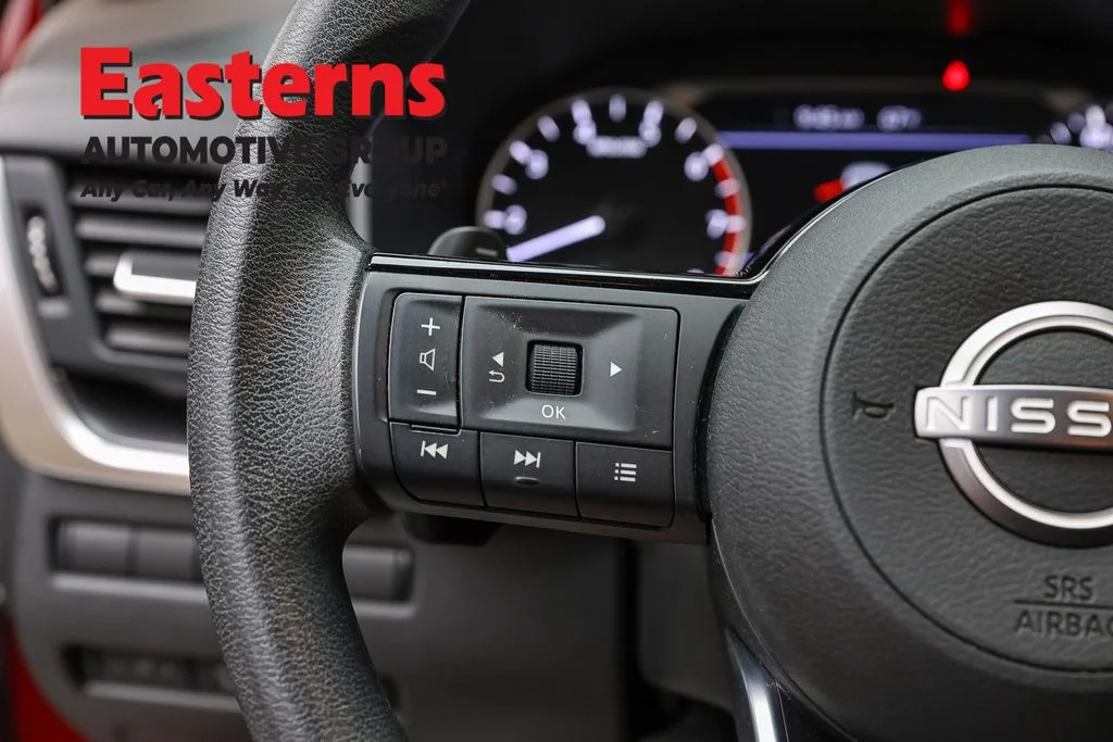 Used 2023 Red Nissan SV image 14
