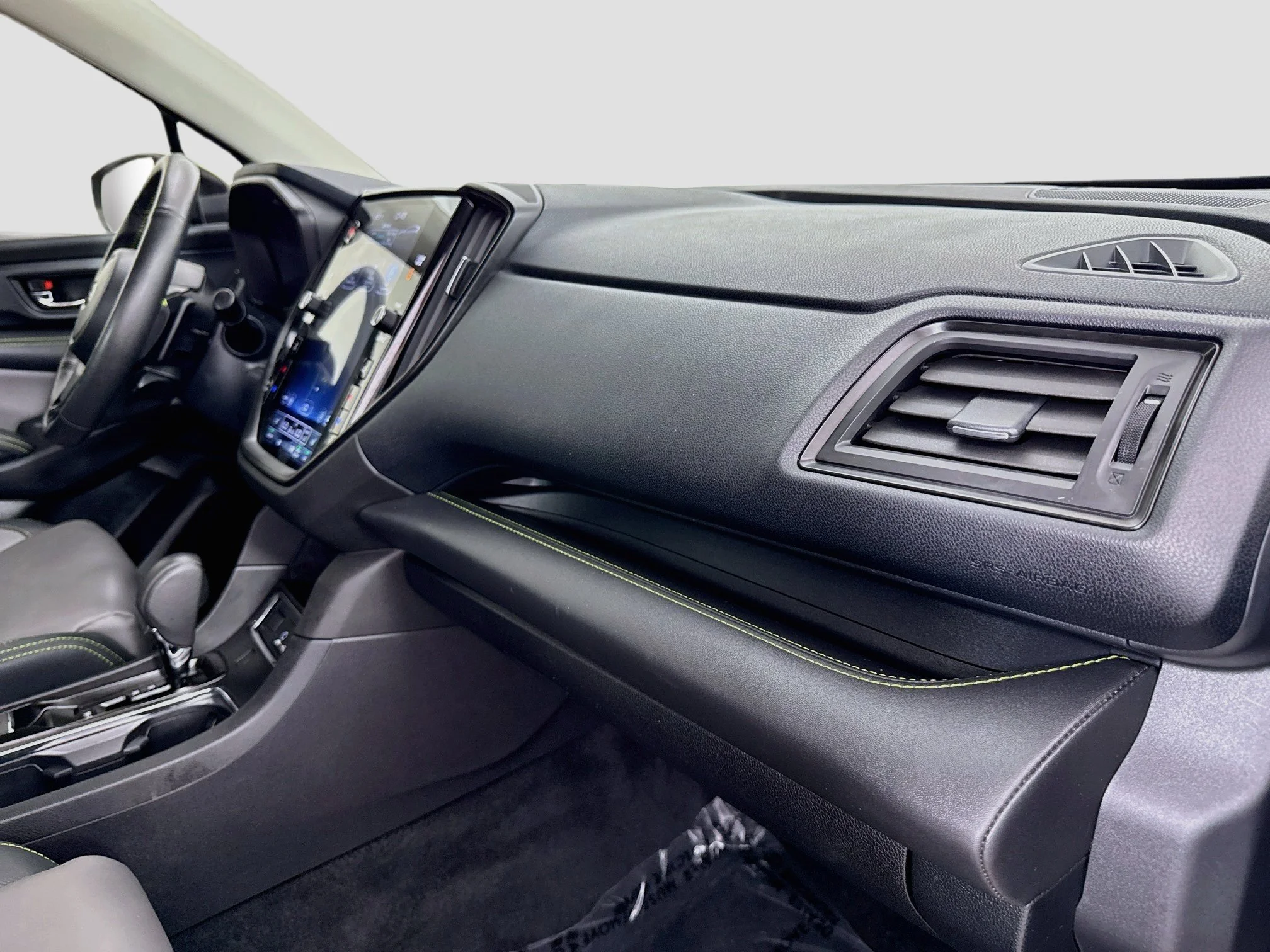 Used 2025 Gray Subaru Onyx Edition image 30