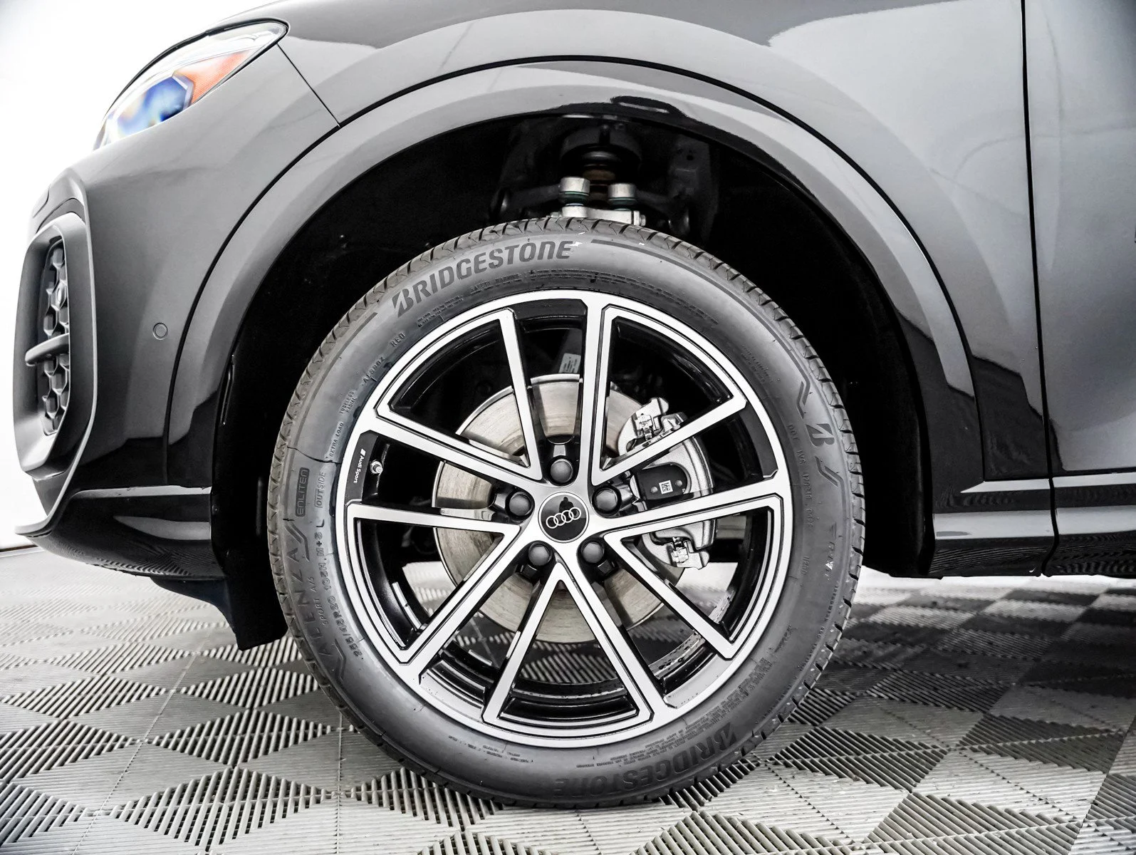 2026 Audi Q5 Premium Plus - Photo 6