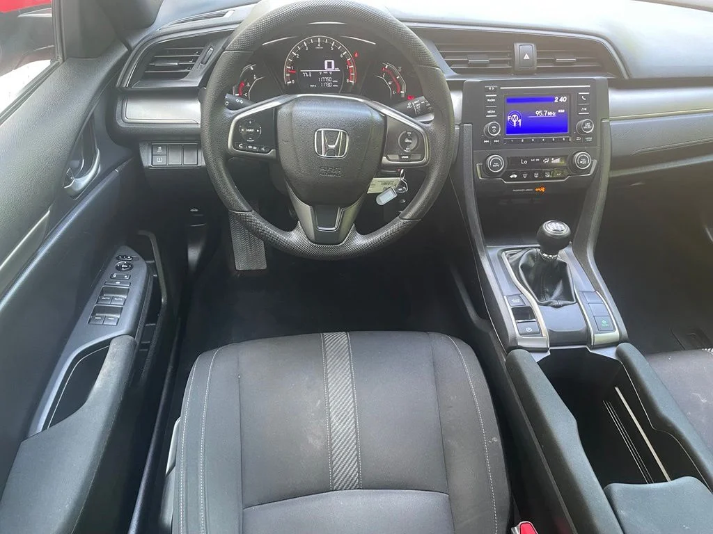 2018 Honda Civic Hatchback LX - Photo 11