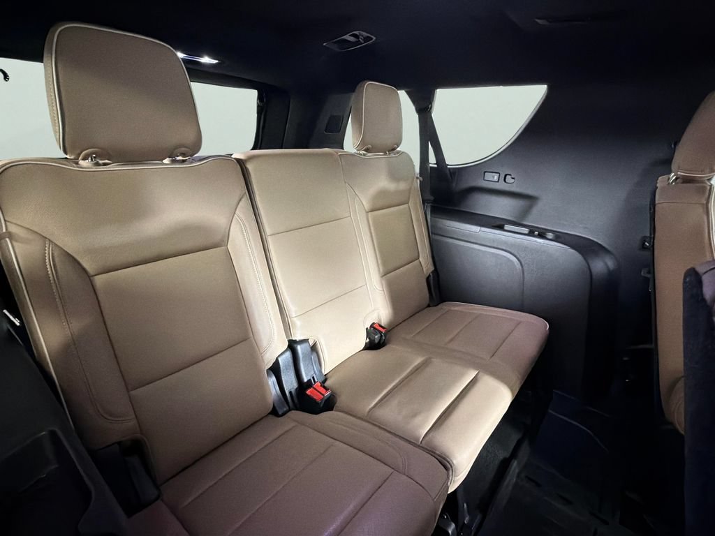Certified Used 2021 IRIDESCENT PEARL TRICOAT Chevrolet Premier image 34