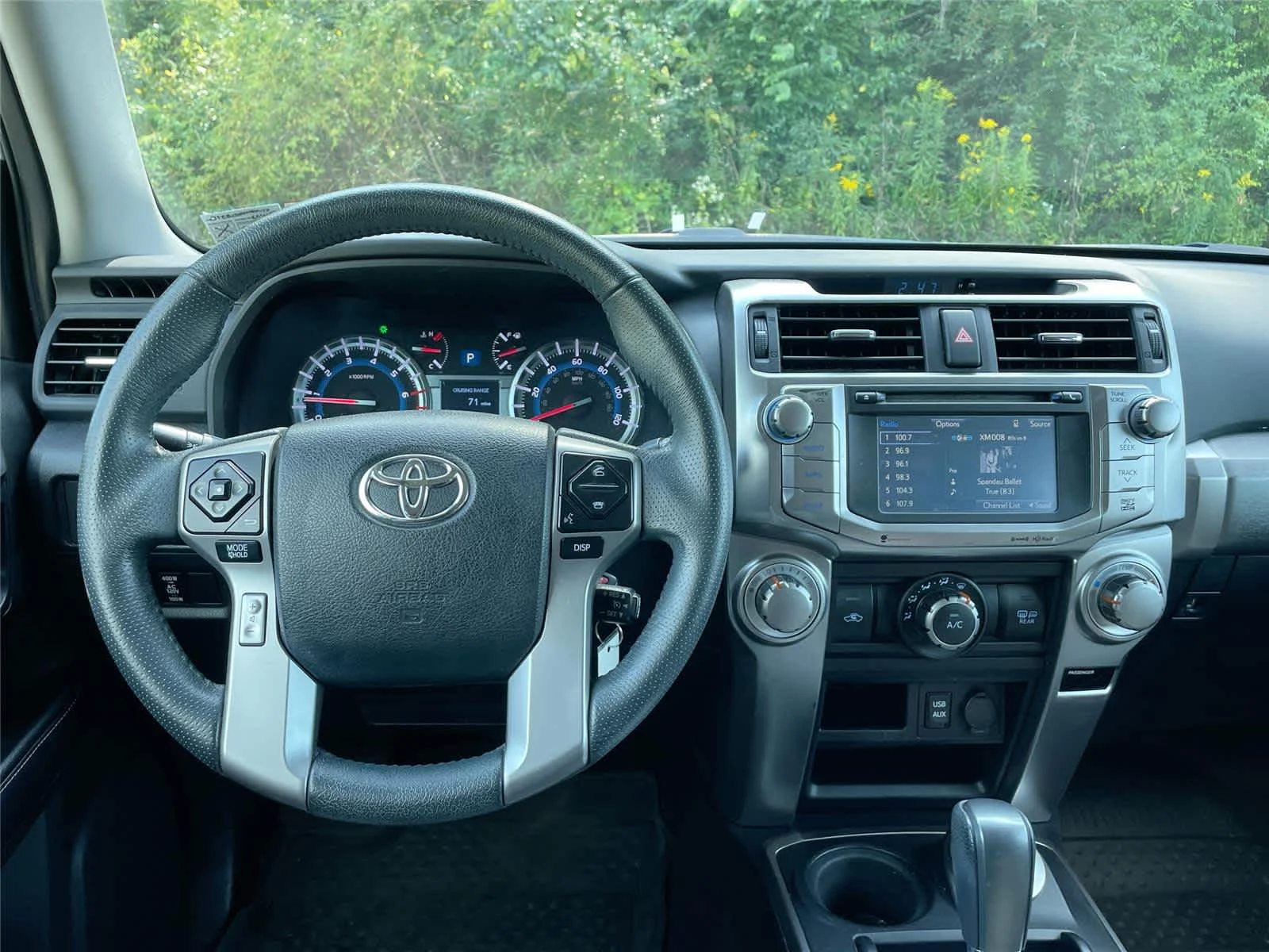 Used 2019 Super White Toyota SR5 Premium image 19