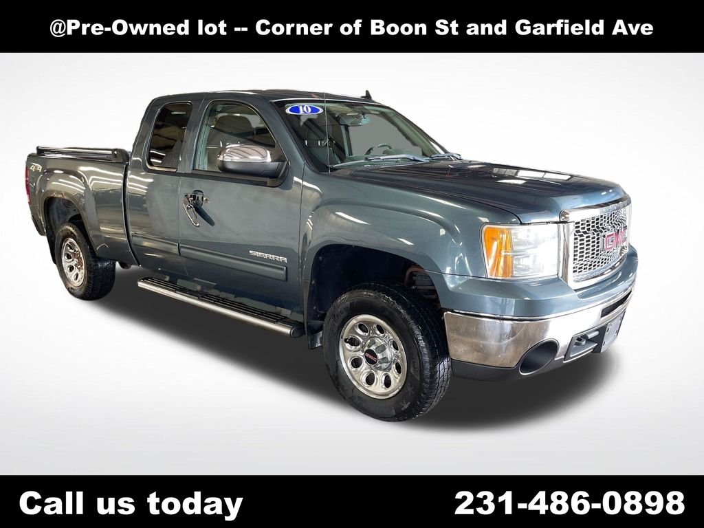 Used 2010  GMC SL image 8