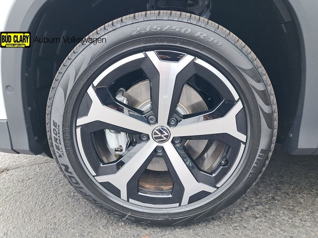 New 2026 White/off-white Volkswagen 2.0T SE image 28