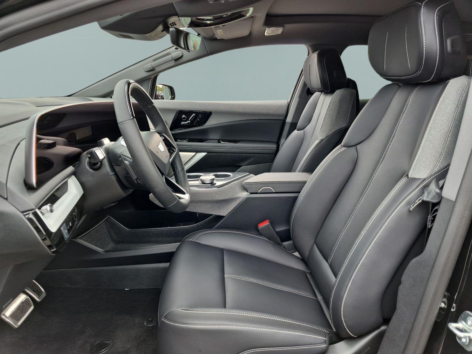 Used 2027 Black Raven Cadillac Luxury image 18