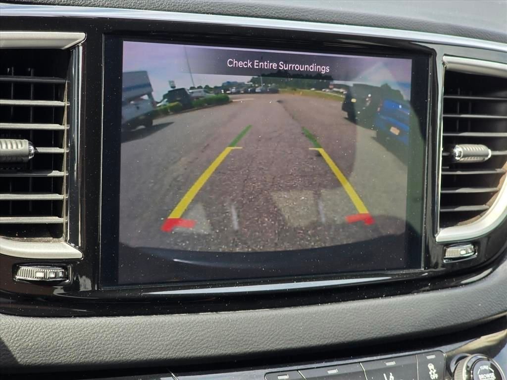 Used 2023 Black Chrysler Touring L image 5