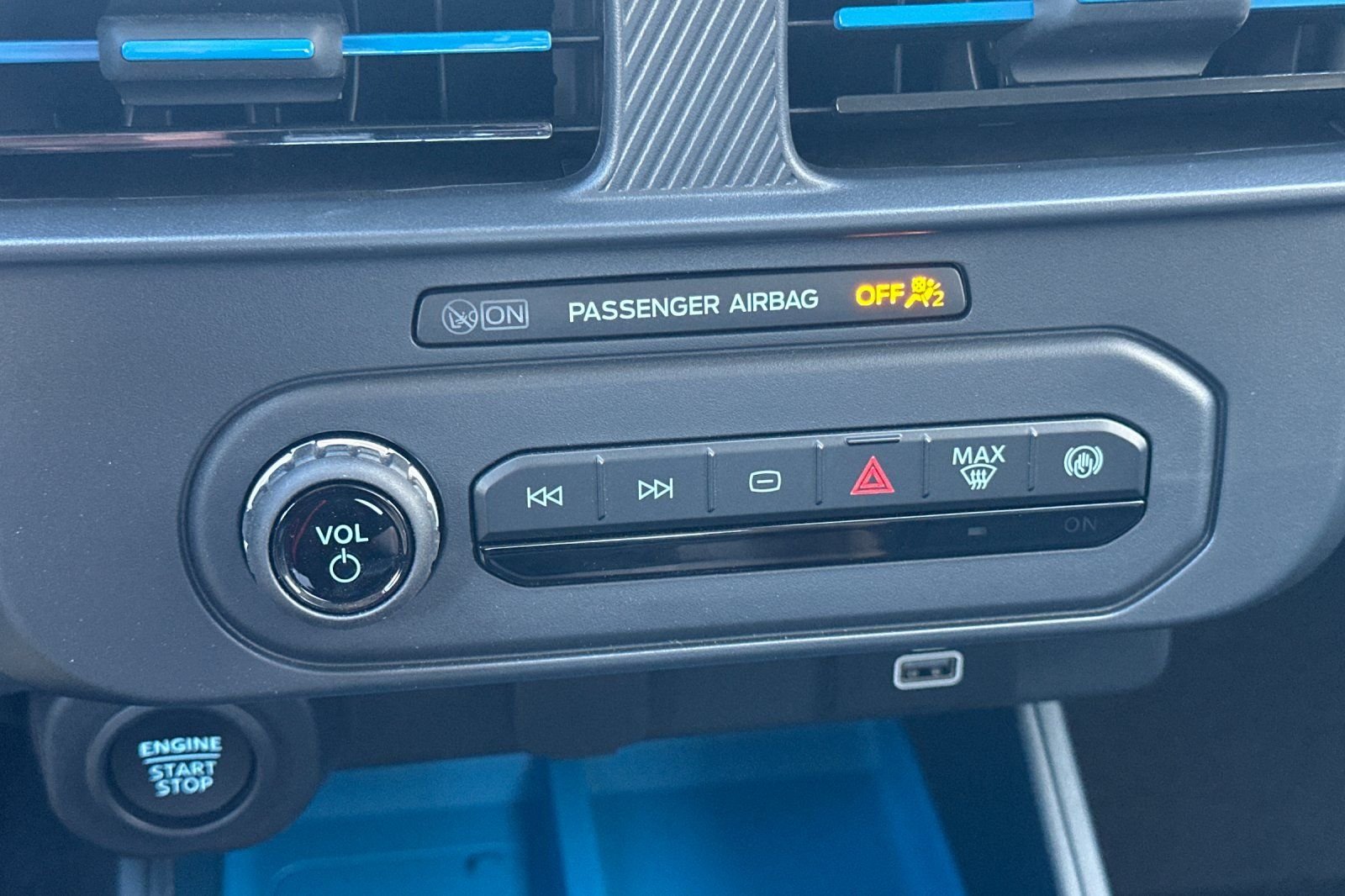 2025 Ford Maverick XLT - Photo 18