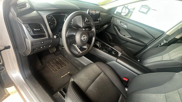 Used 2024 Silver Nissan SV image 24