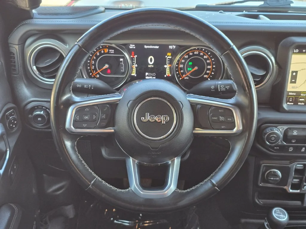 Used 2022 Gray Jeep Unlimited Sahara image 7