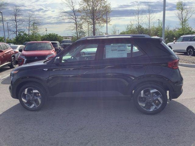New 2026 Onyx Black Hyundai SEL image 8