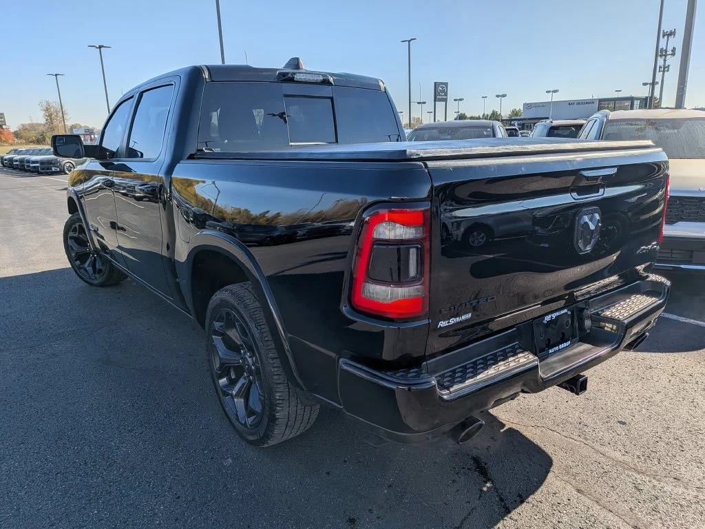 Used 2021 Diamond Black Ram Limited image 5