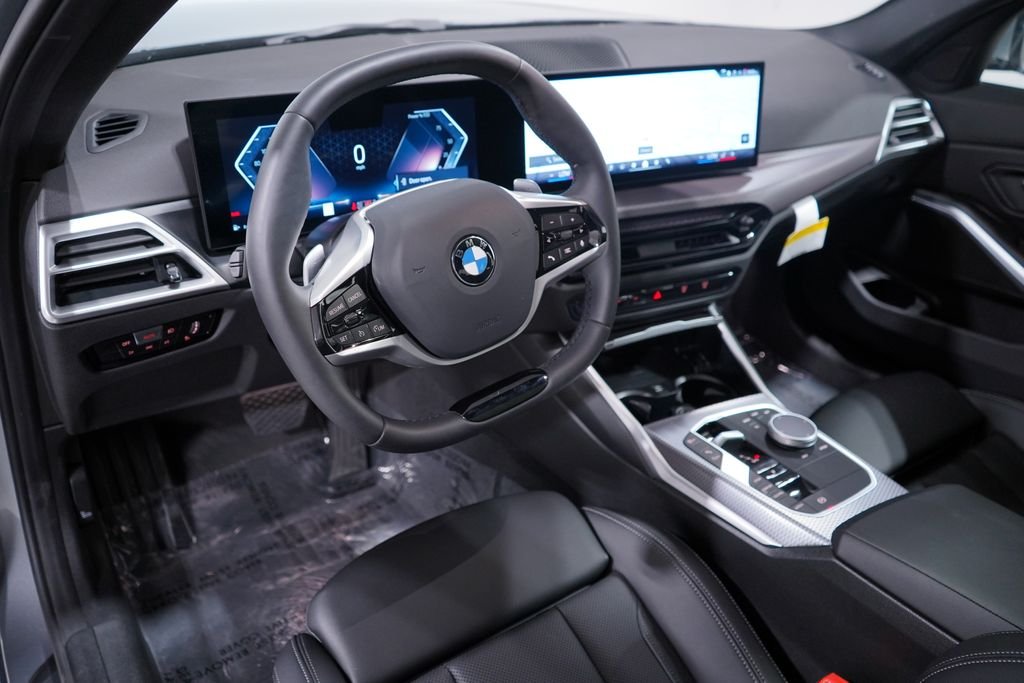 2025 BMW 3 Series 330i - Photo 6