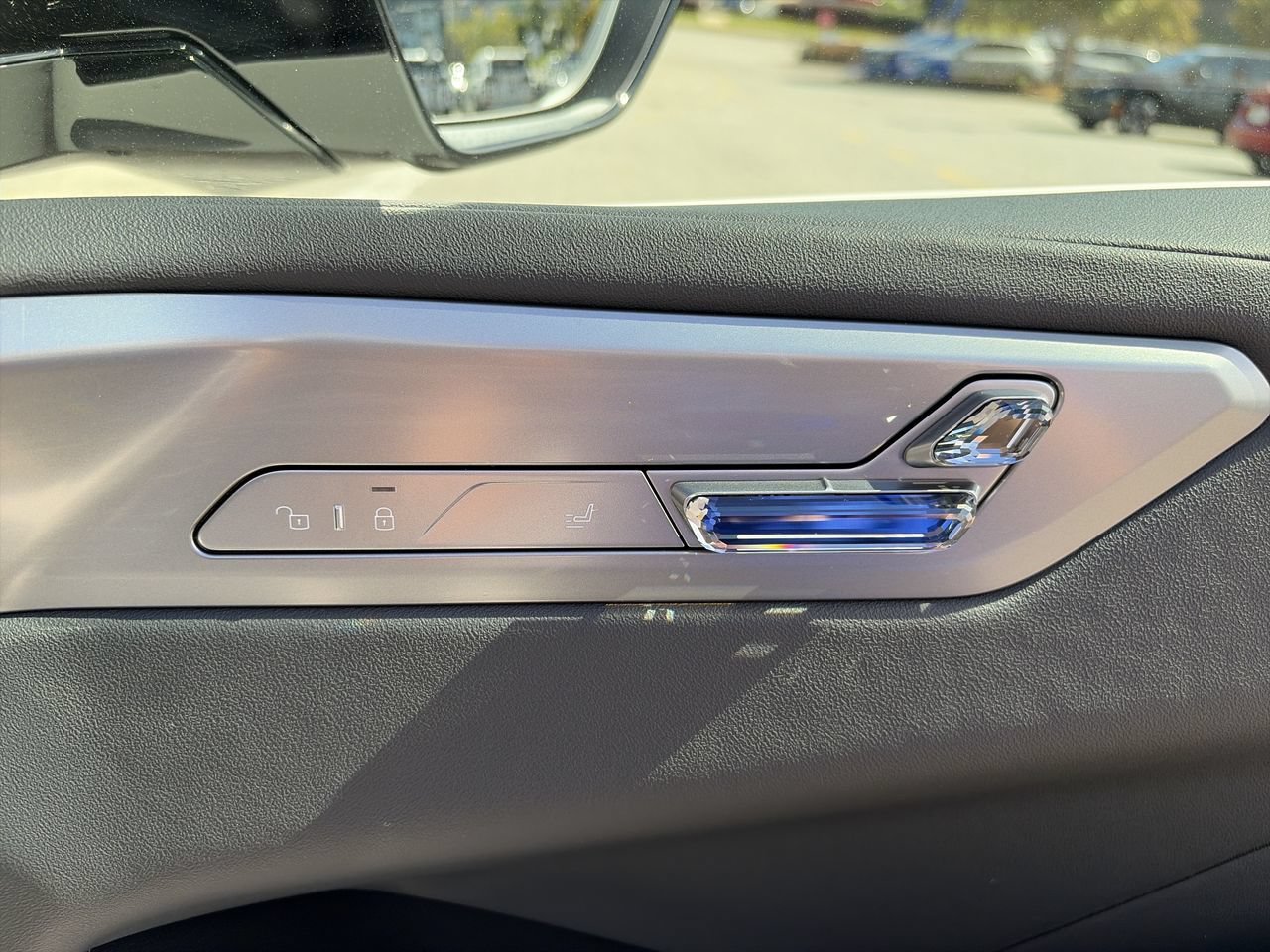 New 2027 Alpine White BMW 40 xDrive image 38