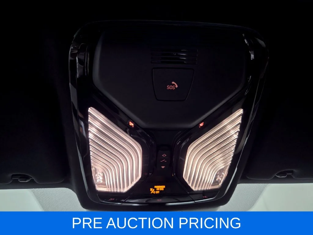 Used 2023 Jet Black BMW 530i image 13