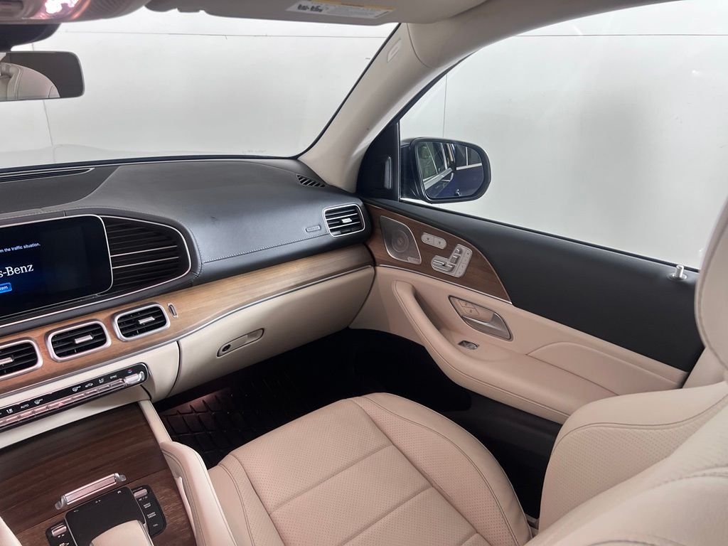 Used 2021  Mercedes-Benz GLS 450 image 22