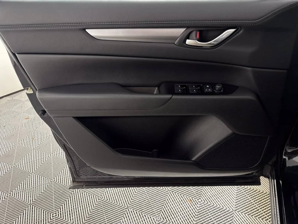 2022 Mazda CX-5 S Select Package - Photo 10
