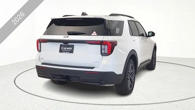 New 2026 Star White Metallic Tri-Coat Ford ST-Line image 7