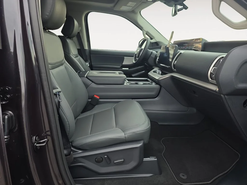 New 2026 Dark Matter Gray Metallic Ford Active image 9