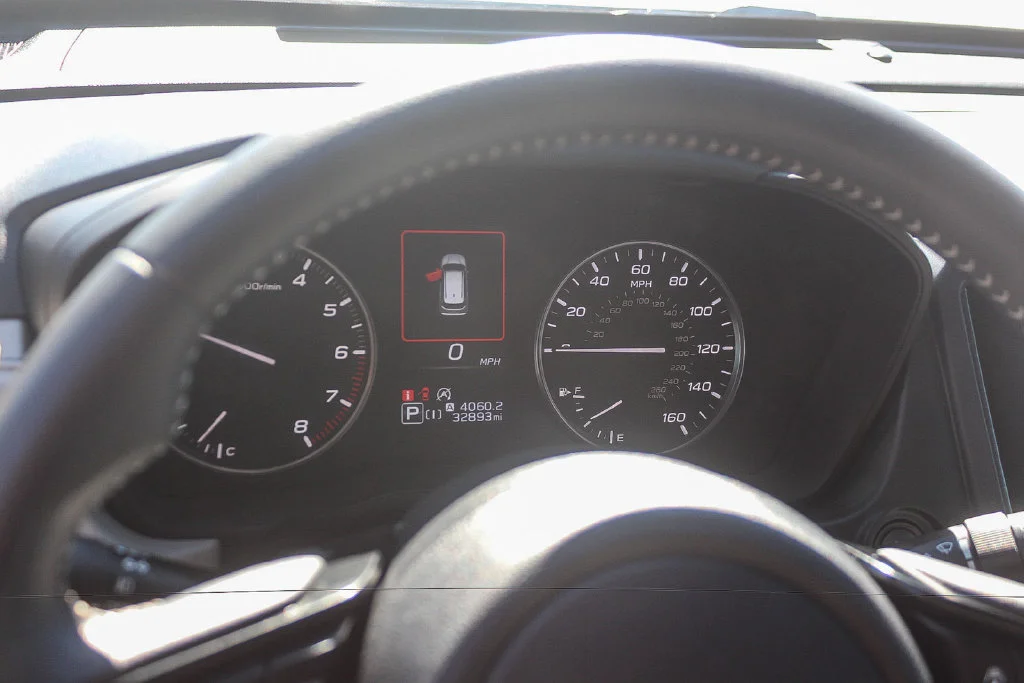 Used 2025 Gray Metallic Subaru Premium image 23