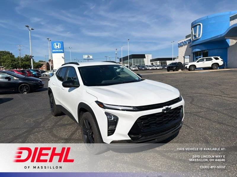 Used 2025 White Chevrolet ACTIV image 1