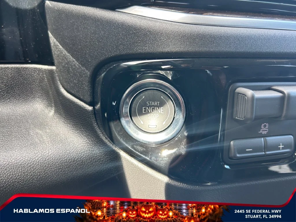 New 2026 Summit White GMC Elevation image 28
