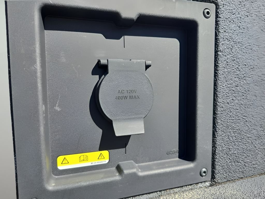 Used 2021 White Ford  image 34