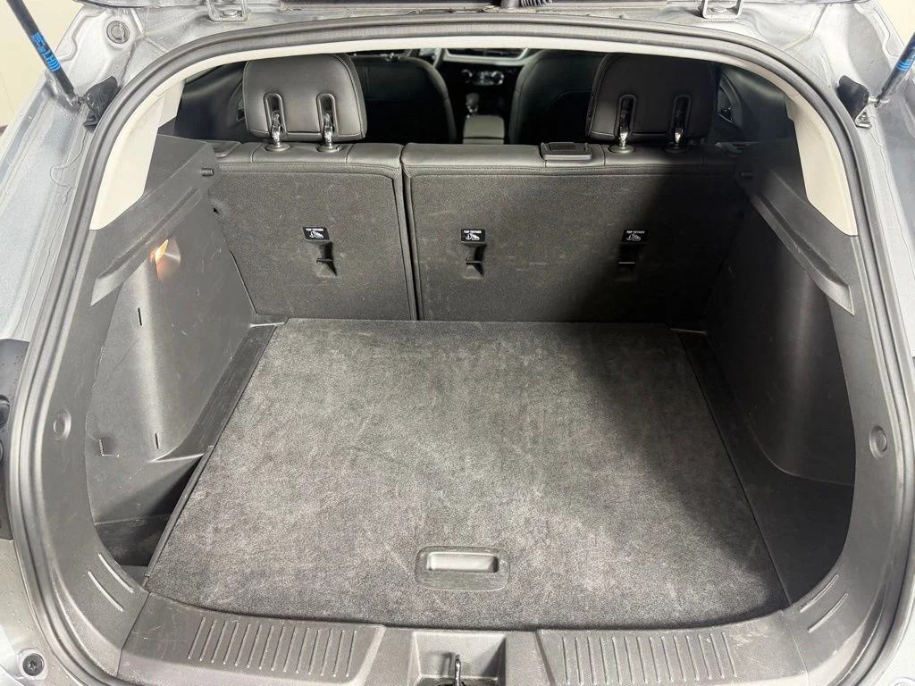 Used 2025 Gray Chevrolet LT image 23