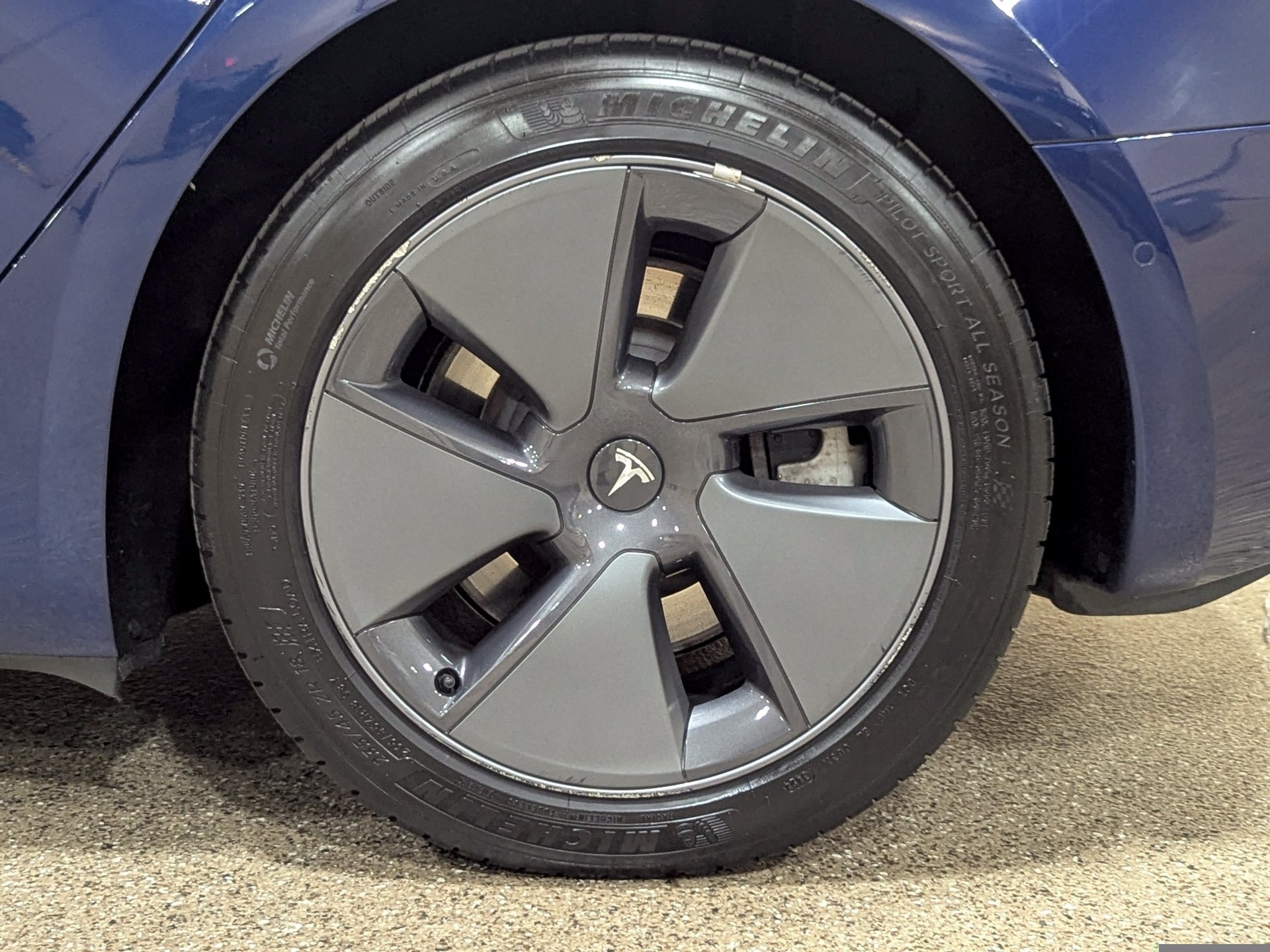 Used 2022 Blue Tesla Long Range image 12