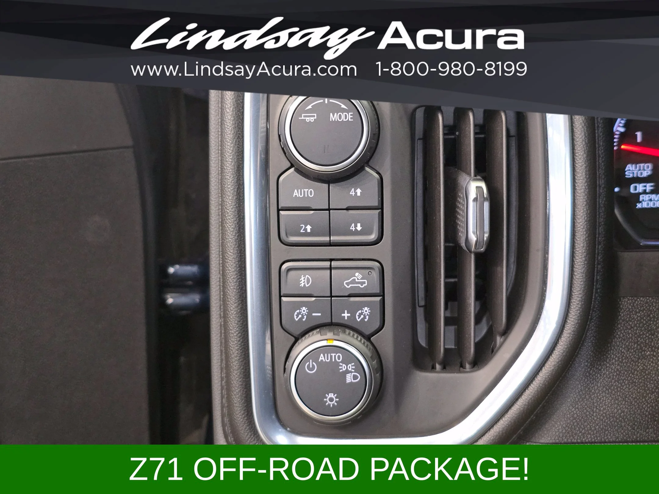 Used 2020 Northsky Blue Metallic Chevrolet RST image 17