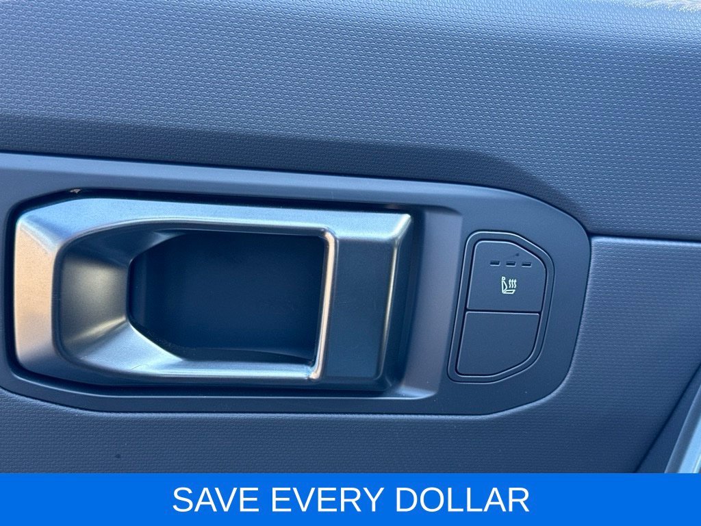 Used 2027 Blue Kia X-Line S image 6