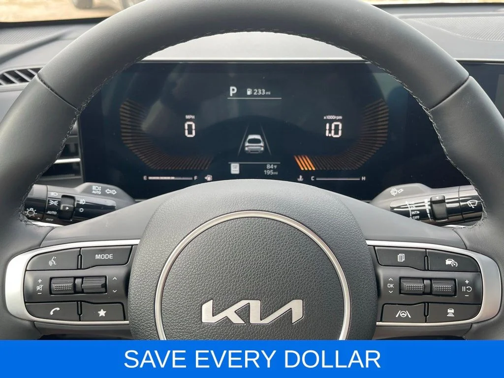 Used 2026 White Kia GT-Line image 8