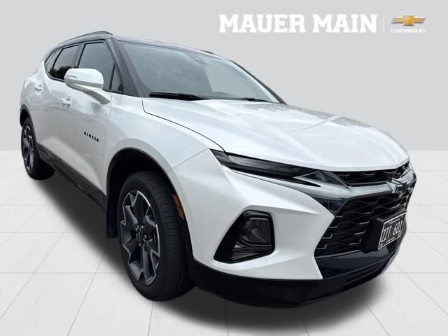 Certified Used 2022 IRIDESCENT PEARL TRICOAT Chevrolet RS image 32