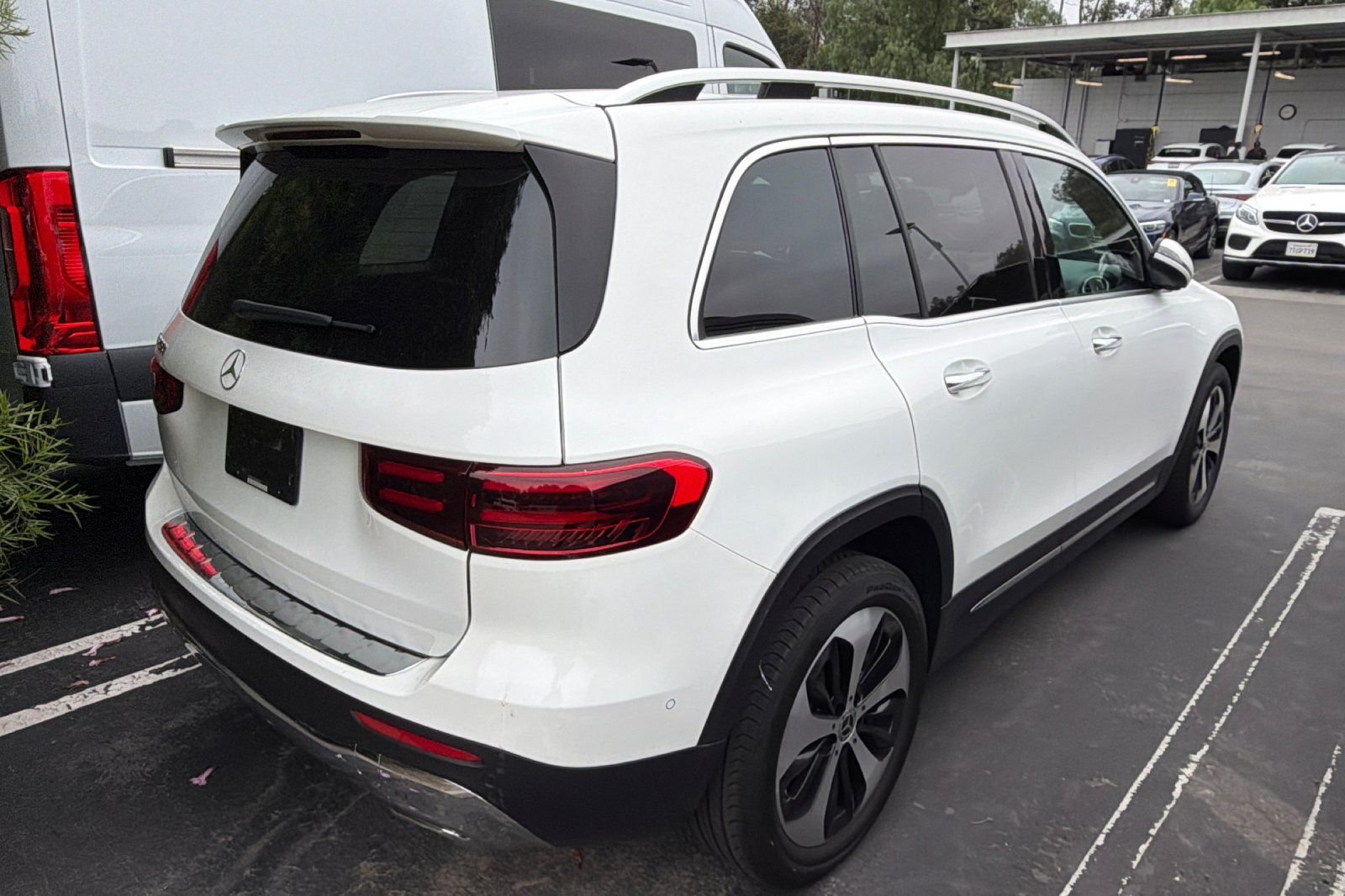 Certified Used 2025 White Mercedes-Benz GLB 250 image 6