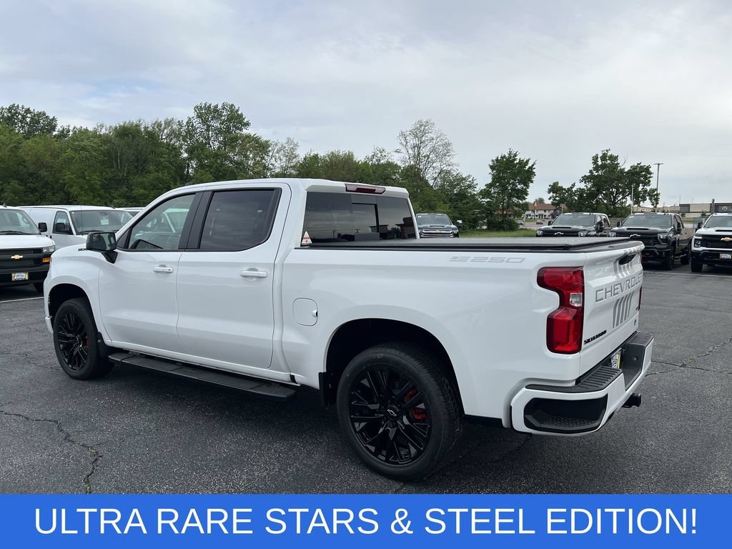 New 2026 Summit White Chevrolet RST image 3