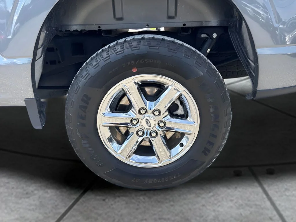 Used 2025 Gray Ford XLT image 20
