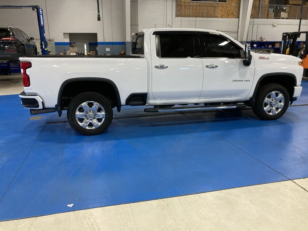 Used 2021 Summit White Chevrolet LTZ image 8